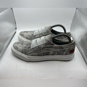 Blowfish Malibu green camo slip on sneakers size 9